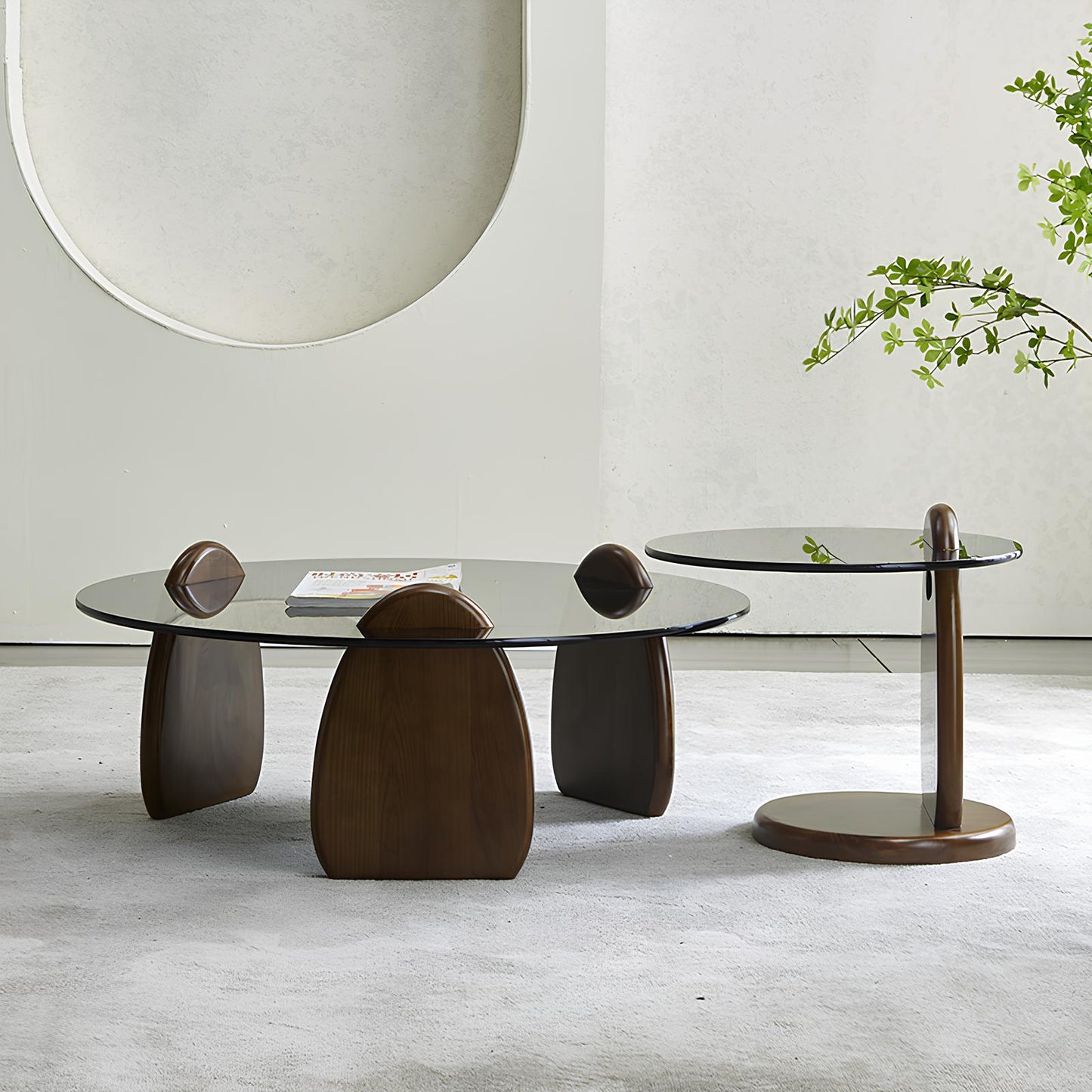 Minimalist Style Black Tempered Glass Round Coffee Table - Homevalley.co.uk