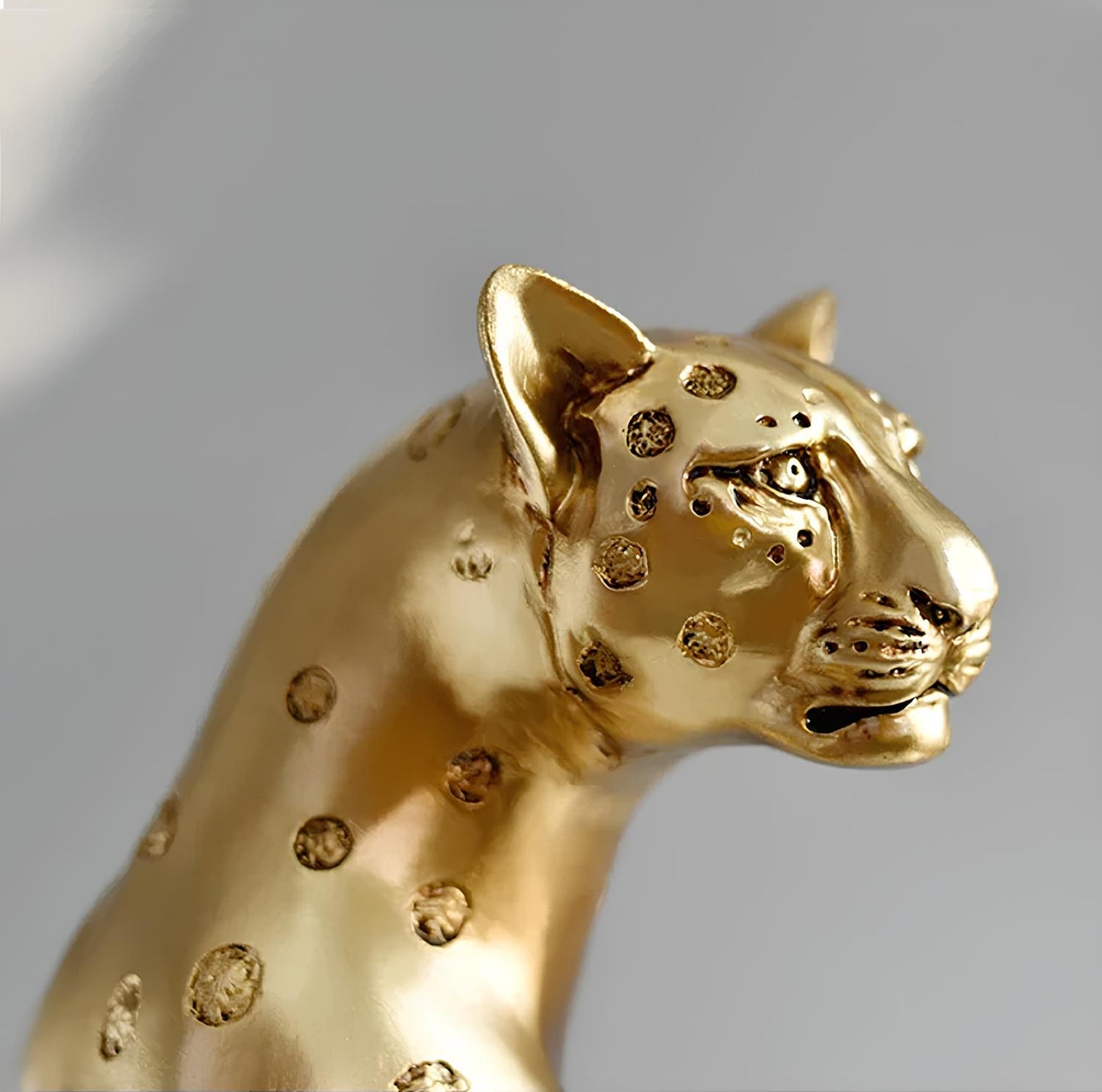 Golden Leopard Resin Statue Figurine - Homevalley.co.uk