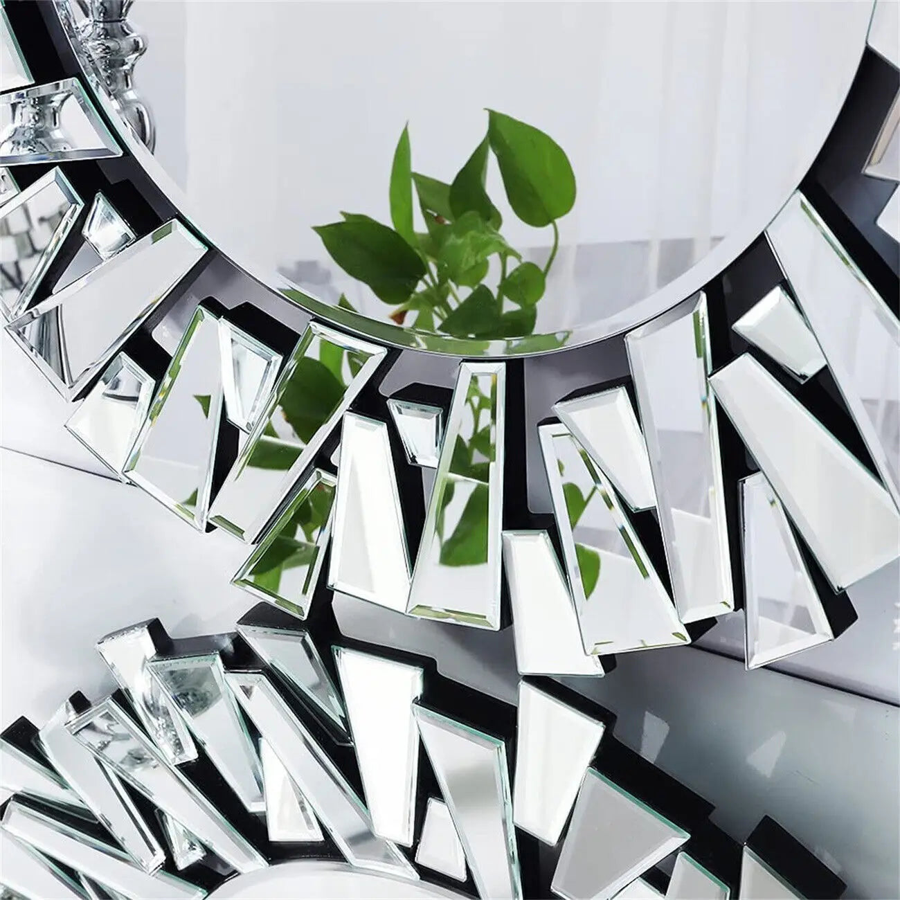 LUVODI Large Round Wall Decor Mirror with Silver Starburst Art Design - Homevalley.co.uk