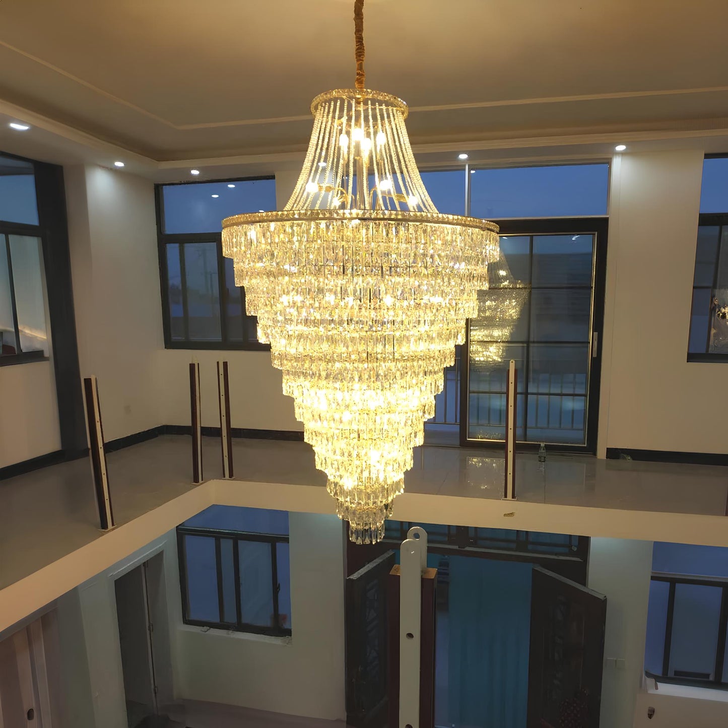 Luxurious Crystal Staircase Chandelier - Homevalley.co.uk