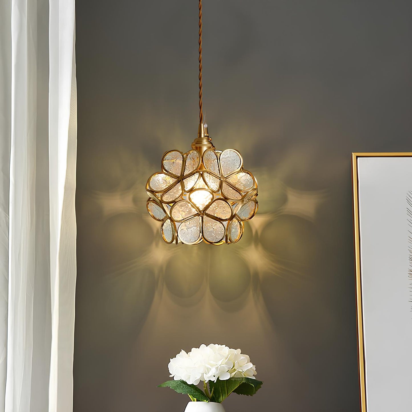 Tiffany Glass Flower Pendant Lamp - Homevalley.co.uk