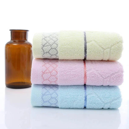 Soft, Durable and absorbent pure Cotton Bath Towels, Set of 3 - Homevalley.co.uk