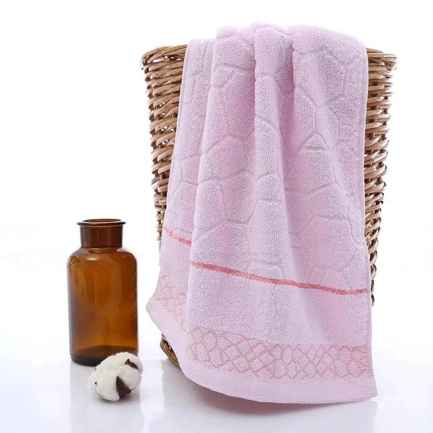 Soft, Durable and absorbent pure Cotton Bath Towels, Set of 3 - Homevalley.co.uk