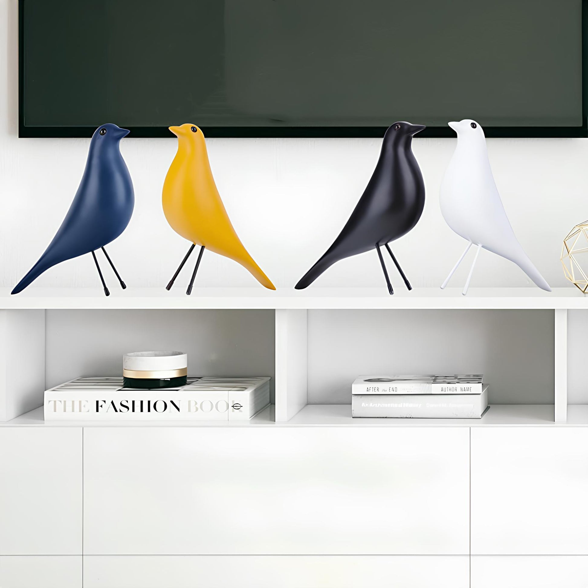 Nordic Bird Resin Figurine - Homevalley.co.uk