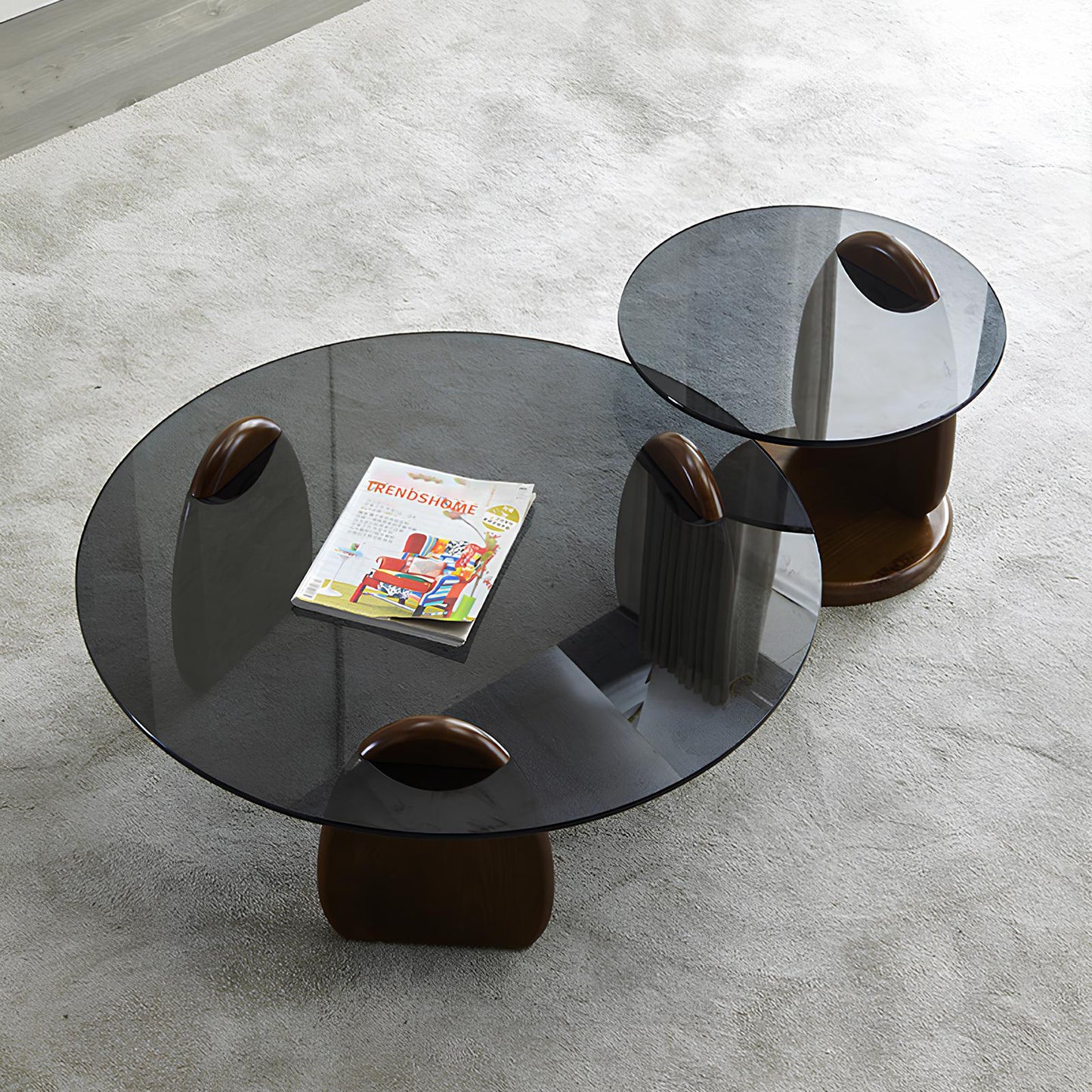 Minimalist Style Black Tempered Glass Round Coffee Table - Homevalley.co.uk