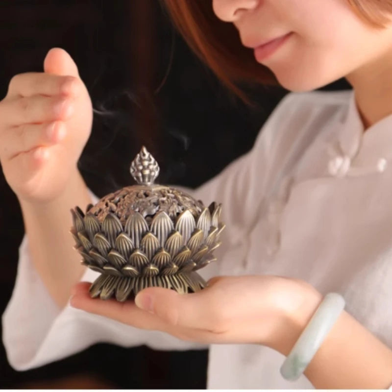 Lotus Incense Burner for Buddha Worship and Sandalwood Fragrance - Homevalley.co.uk