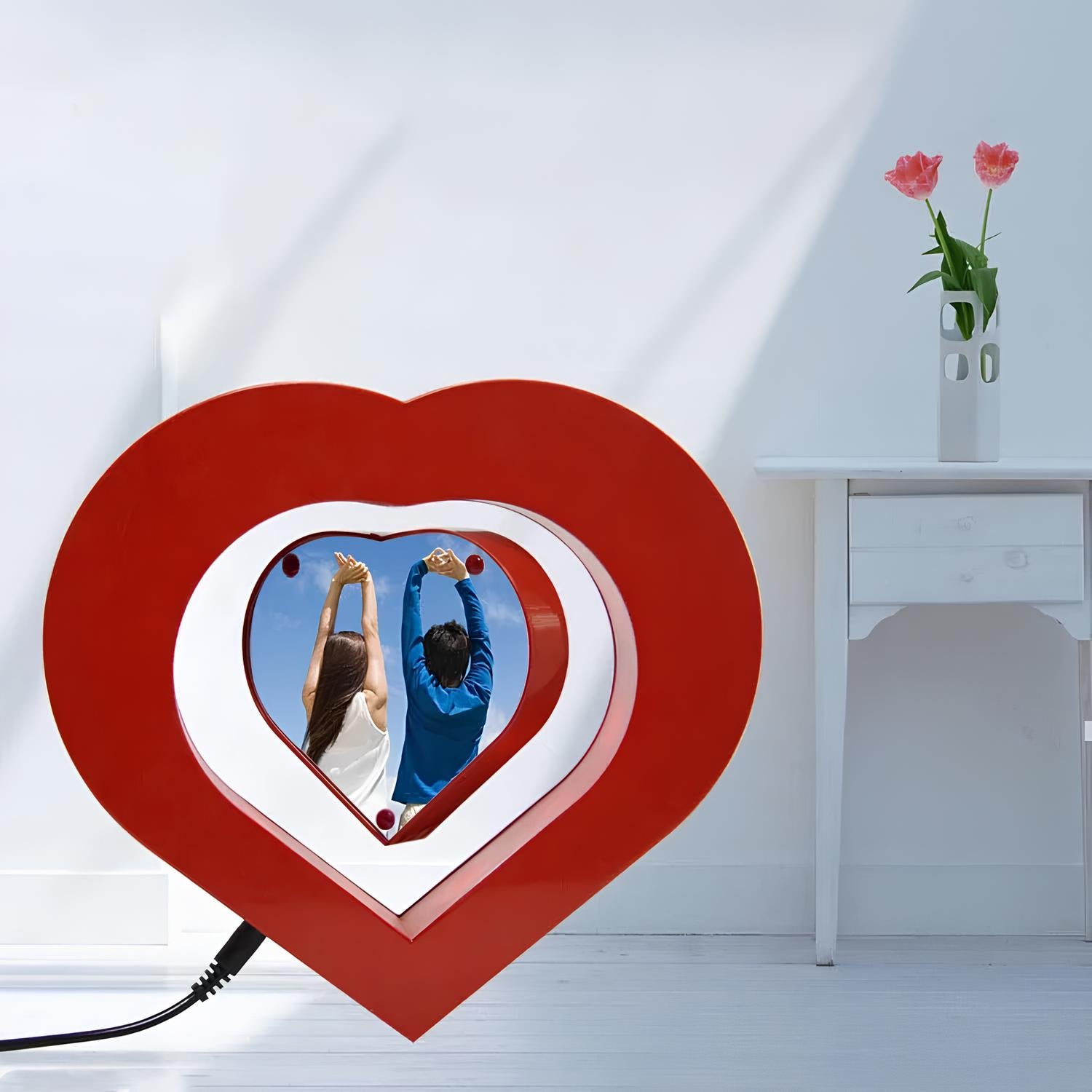 Magnetic Levitating Floating Heart Shaped Photo Frame Valentine's Day - Homevalley.co.uk