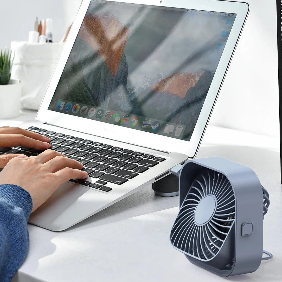 Portable Mini Fan, 360°Rotatable, USB - Homevalley.co.uk