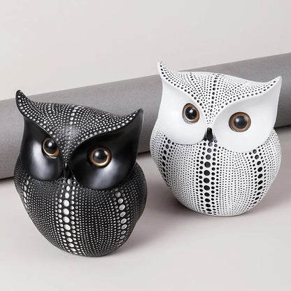 Resin Owl Figurine - Homevalley.co.uk