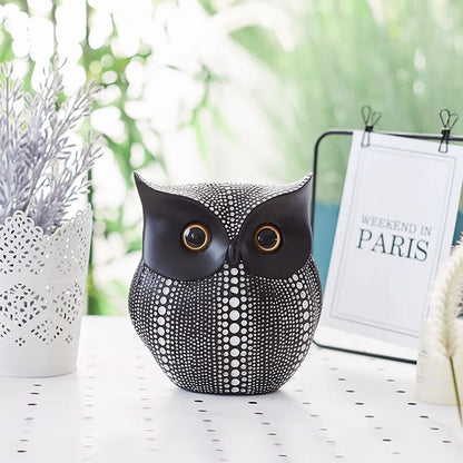Resin Owl Figurine - Homevalley.co.uk
