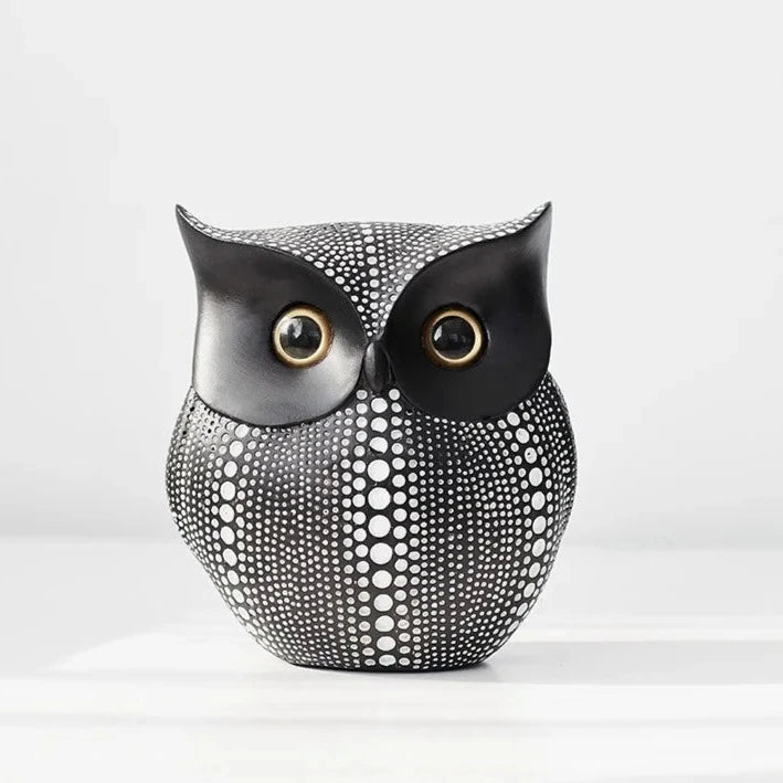 Resin Owl Figurine - Homevalley.co.uk