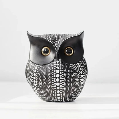Resin Owl Figurine - Homevalley.co.uk