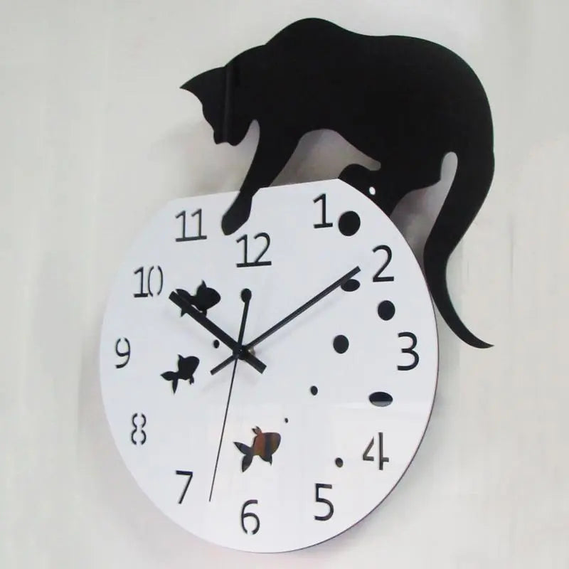 Round Wall Clock with Cat Design - Homevalley.co.uk