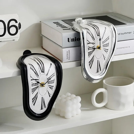 Salvador Dali Surrealistic Distorted Melting Clock - Homevalley.co.uk