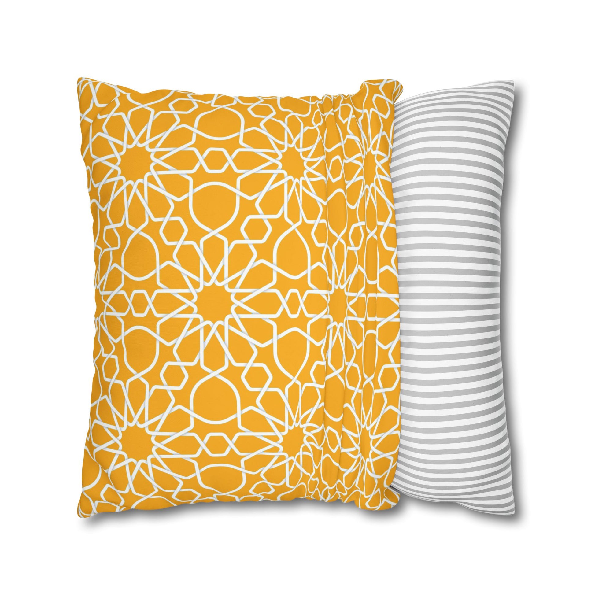 Wild Flowers Cushion Cover, Lilac and Yellow Flowers Cushion Cover, Floral Pillow, Botanical Pillow, Camomile Pillow - Homevalley.co.uk