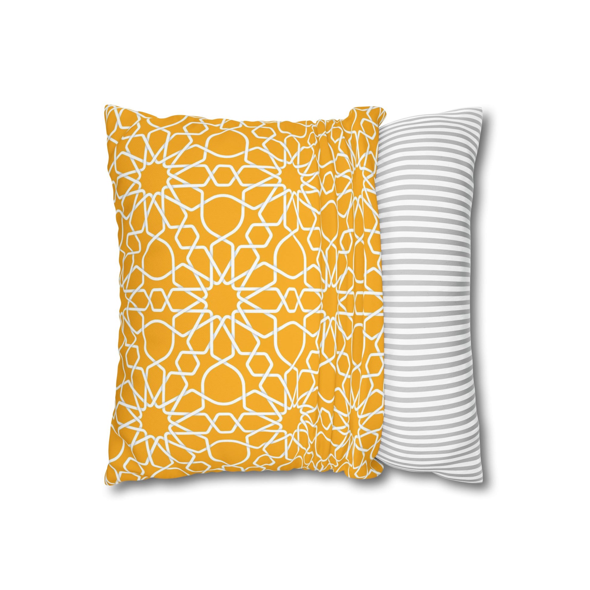 Wild Flowers Cushion Cover, Lilac and Yellow Flowers Cushion Cover, Floral Pillow, Botanical Pillow, Camomile Pillow - Homevalley.co.uk